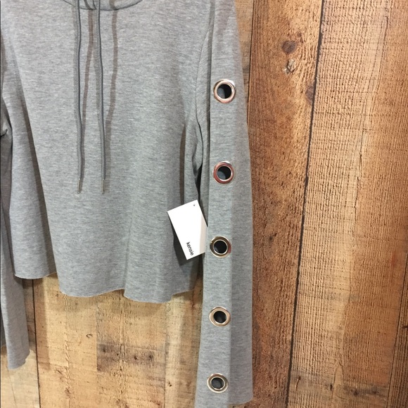 Kensie Pullover Sweater - Picture 7 of 8